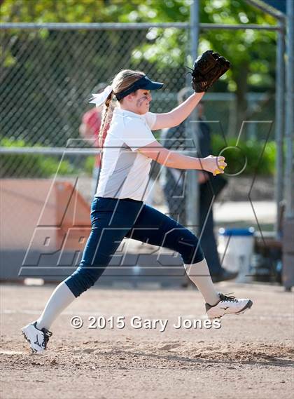 Thumbnail 1 in Vista del Lago vs. Whitney (Stephanie LeDoux Tournament) photogallery.