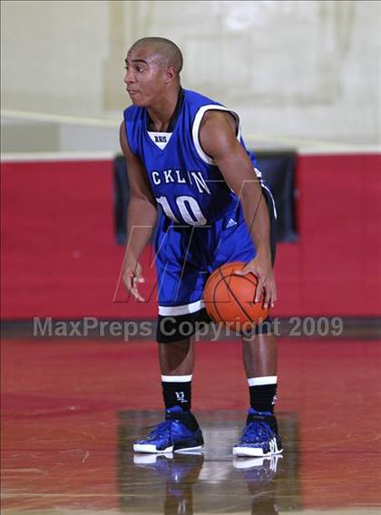Thumbnail 1 in Rocklin vs. Bellarmine Prep (MaxPreps Holiday Classic) photogallery.