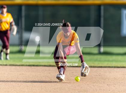 Thumbnail 3 in Windsor @ Fossil Ridge photogallery.