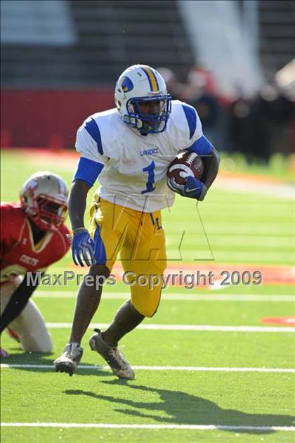 Thumbnail 3 in Lawrence vs. Half Hollow Hills West (Long Island Class III Final) photogallery.