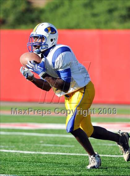 Thumbnail 1 in Lawrence vs. Half Hollow Hills West (Long Island Class III Final) photogallery.