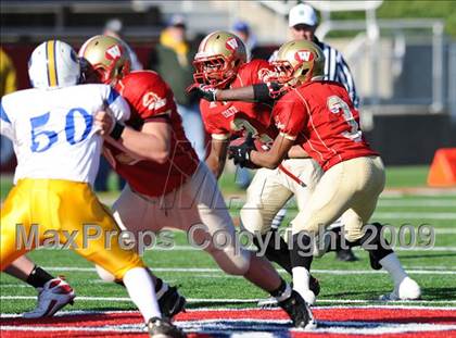 Thumbnail 3 in Lawrence vs. Half Hollow Hills West (Long Island Class III Final) photogallery.