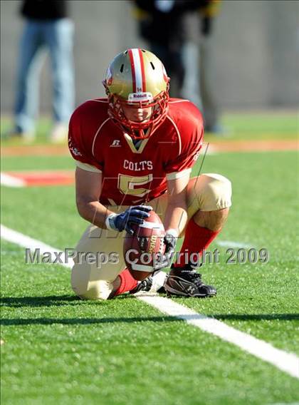 Thumbnail 2 in Lawrence vs. Half Hollow Hills West (Long Island Class III Final) photogallery.