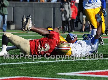 Thumbnail 3 in Lawrence vs. Half Hollow Hills West (Long Island Class III Final) photogallery.
