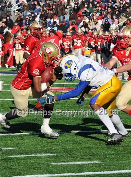 Thumbnail 2 in Lawrence vs. Half Hollow Hills West (Long Island Class III Final) photogallery.