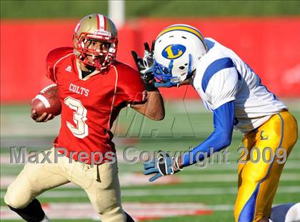 Thumbnail 2 in Lawrence vs. Half Hollow Hills West (Long Island Class III Final) photogallery.