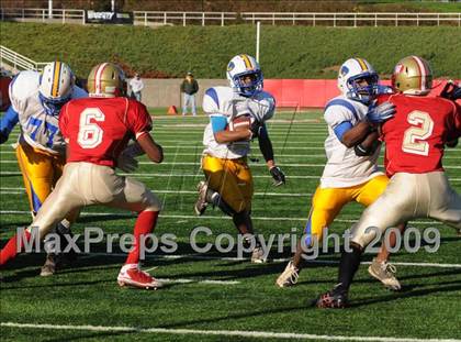 Thumbnail 3 in Lawrence vs. Half Hollow Hills West (Long Island Class III Final) photogallery.
