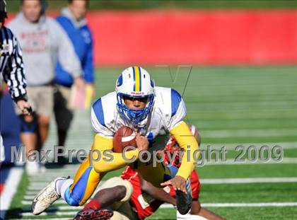 Thumbnail 1 in Lawrence vs. Half Hollow Hills West (Long Island Class III Final) photogallery.