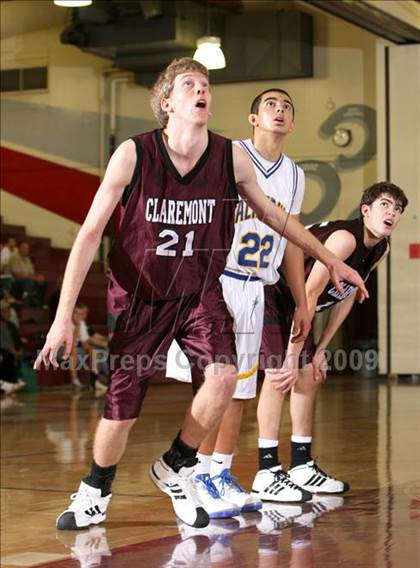 Thumbnail 1 in California vs. Claremont (Covina Christmas Classic) photogallery.