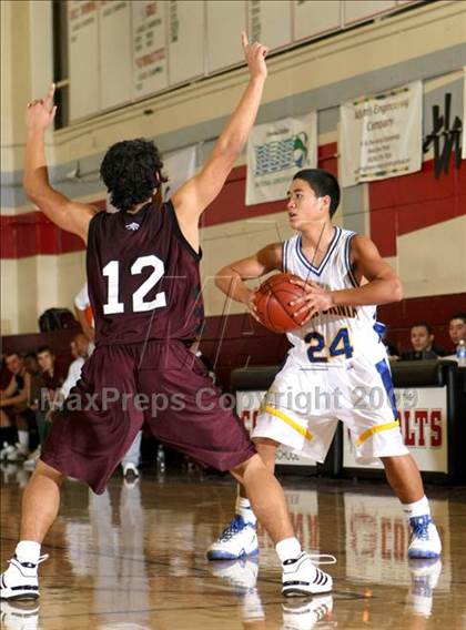 Thumbnail 1 in California vs. Claremont (Covina Christmas Classic) photogallery.