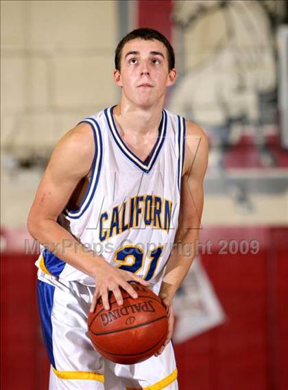 Thumbnail 3 in California vs. Claremont (Covina Christmas Classic) photogallery.