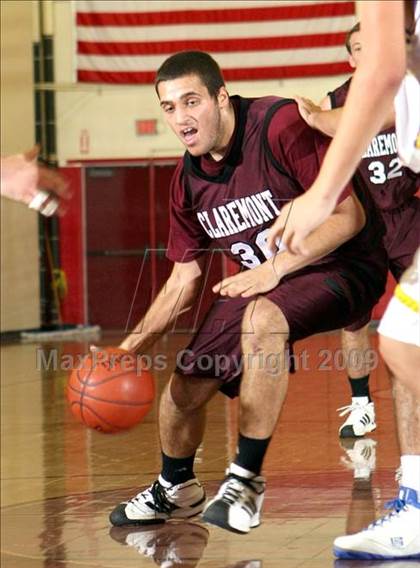 Thumbnail 1 in California vs. Claremont (Covina Christmas Classic) photogallery.