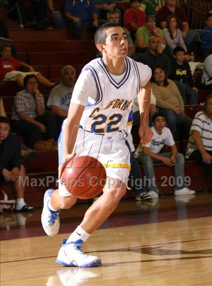 Thumbnail 3 in California vs. Claremont (Covina Christmas Classic) photogallery.