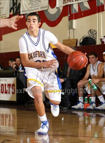 Thumbnail 2 in California vs. Claremont (Covina Christmas Classic) photogallery.