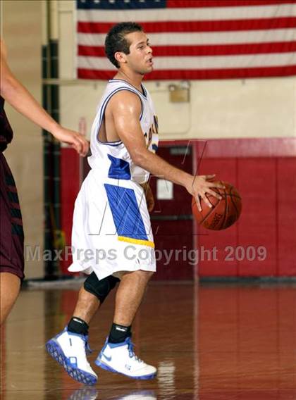 Thumbnail 3 in California vs. Claremont (Covina Christmas Classic) photogallery.