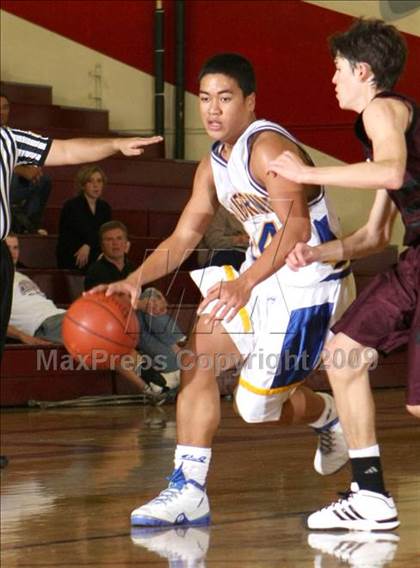 Thumbnail 2 in California vs. Claremont (Covina Christmas Classic) photogallery.