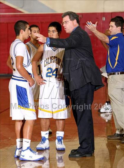 Thumbnail 1 in California vs. Claremont (Covina Christmas Classic) photogallery.