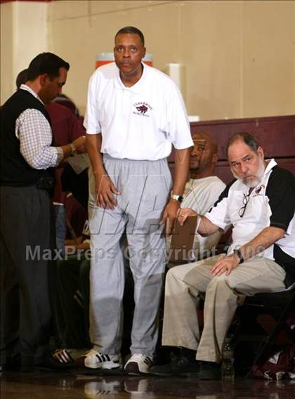 Thumbnail 2 in California vs. Claremont (Covina Christmas Classic) photogallery.