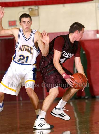 Thumbnail 3 in California vs. Claremont (Covina Christmas Classic) photogallery.