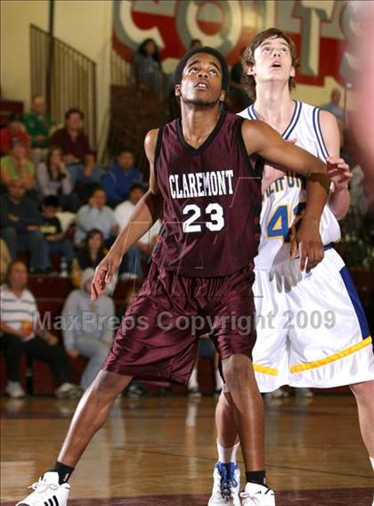 Thumbnail 1 in California vs. Claremont (Covina Christmas Classic) photogallery.
