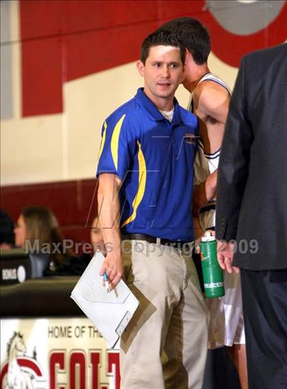 Thumbnail 3 in California vs. Claremont (Covina Christmas Classic) photogallery.
