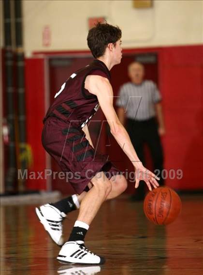 Thumbnail 3 in California vs. Claremont (Covina Christmas Classic) photogallery.