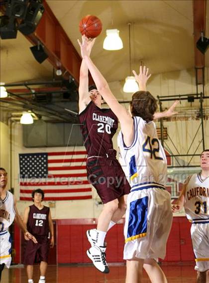 Thumbnail 1 in California vs. Claremont (Covina Christmas Classic) photogallery.