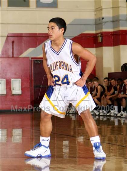 Thumbnail 1 in California vs. Claremont (Covina Christmas Classic) photogallery.