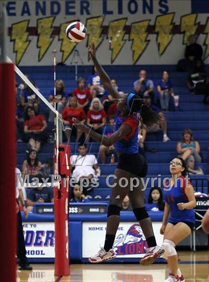 Thumbnail 1 in Pflugerville @ Leander photogallery.