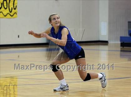 Thumbnail 3 in Pflugerville @ Leander photogallery.
