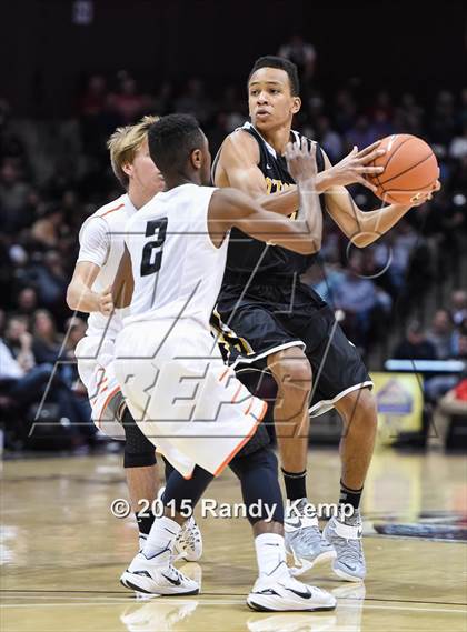 Thumbnail 1 in Waynesville vs Bishop O'Dowd (Bass Pro Tournament of Champions) photogallery.