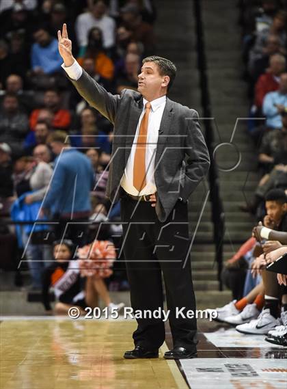 Thumbnail 1 in Waynesville vs Bishop O'Dowd (Bass Pro Tournament of Champions) photogallery.