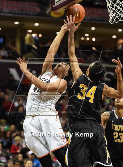Thumbnail 3 in Waynesville vs Bishop O'Dowd (Bass Pro Tournament of Champions) photogallery.