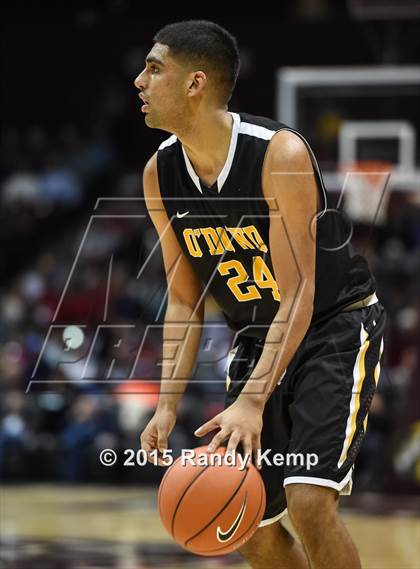 Thumbnail 2 in Waynesville vs Bishop O'Dowd (Bass Pro Tournament of Champions) photogallery.