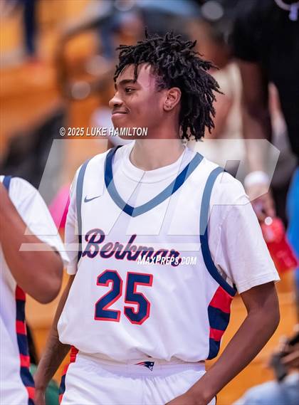 Thumbnail 2 in Grayson vs. Berkmar photogallery.