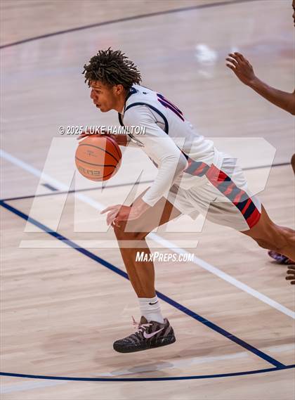 Thumbnail 3 in Grayson vs. Berkmar photogallery.