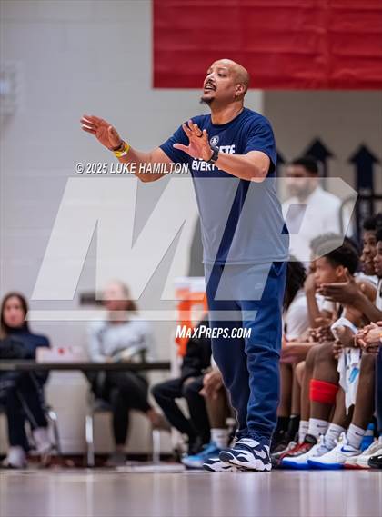 Thumbnail 2 in Grayson vs. Berkmar photogallery.