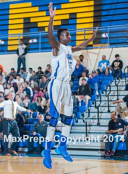 Thumbnail 1 in Modesto Christian @ Newark Memorial (CIF NorCal D1 Regional Playoff) photogallery.
