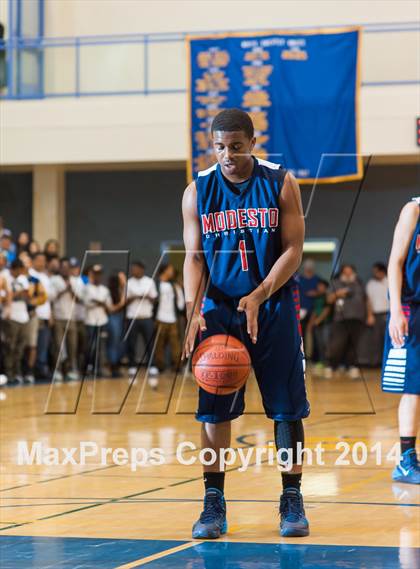 Thumbnail 1 in Modesto Christian @ Newark Memorial (CIF NorCal D1 Regional Playoff) photogallery.