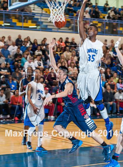 Thumbnail 1 in Modesto Christian @ Newark Memorial (CIF NorCal D1 Regional Playoff) photogallery.