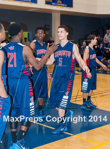 Thumbnail 2 in Modesto Christian @ Newark Memorial (CIF NorCal D1 Regional Playoff) photogallery.