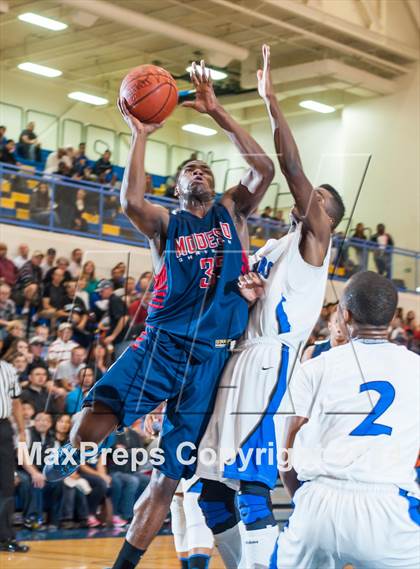 Thumbnail 3 in Modesto Christian @ Newark Memorial (CIF NorCal D1 Regional Playoff) photogallery.