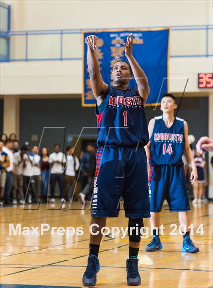 Thumbnail 2 in Modesto Christian @ Newark Memorial (CIF NorCal D1 Regional Playoff) photogallery.