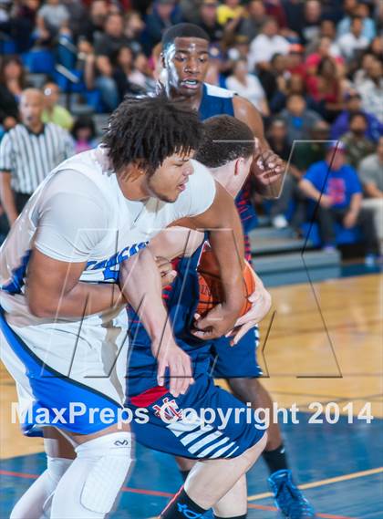 Thumbnail 3 in Modesto Christian @ Newark Memorial (CIF NorCal D1 Regional Playoff) photogallery.