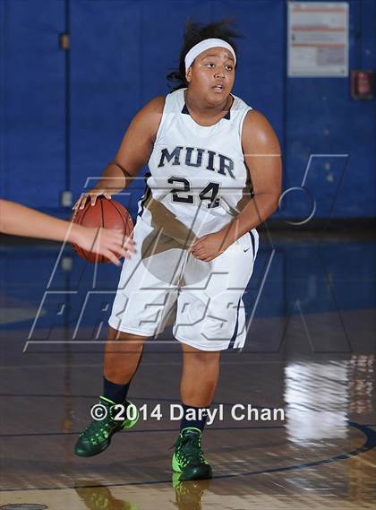 Thumbnail 2 in Muir vs. Ribet Academy (San Marino/South Pasadena Tournament) photogallery.