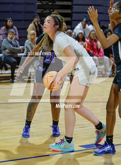 Thumbnail 1 in Houston vs. Westlake (She Got Game Classic) photogallery.