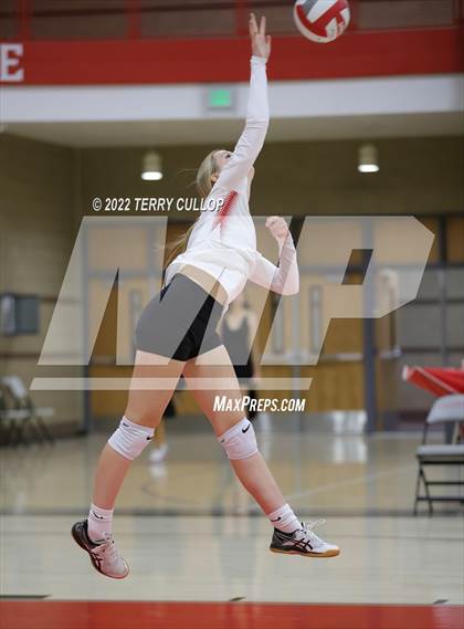 Thumbnail 2 in Bingham @ Mountain Ridge photogallery.