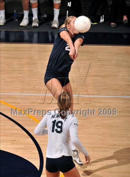 Thumbnail 3 in Salinas vs. Newport Harbor (CIF State D1 Final) photogallery.