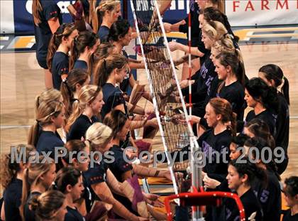 Thumbnail 3 in Salinas vs. Newport Harbor (CIF State D1 Final) photogallery.