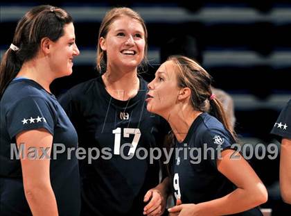 Thumbnail 2 in Salinas vs. Newport Harbor (CIF State D1 Final) photogallery.